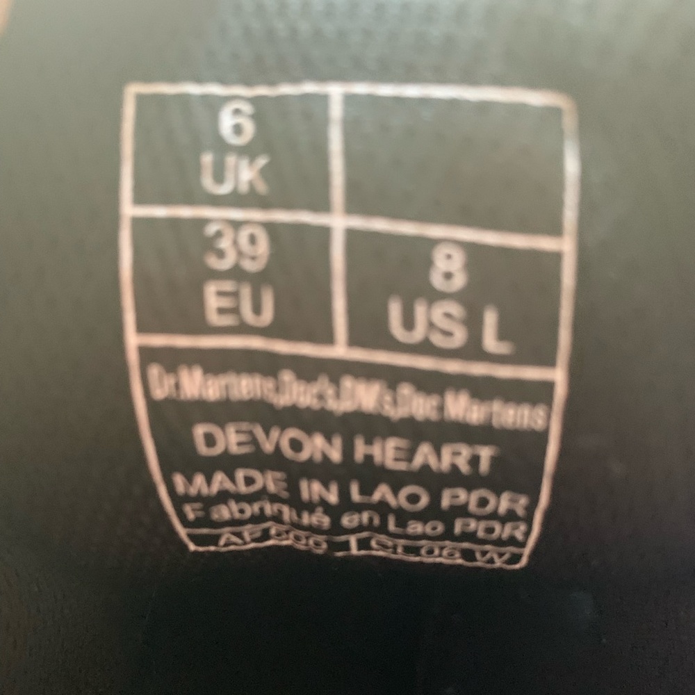 Womens Dr. Martens Devon Hearts Quad Boot - Black SIZE 8 - Picture 5 of 6